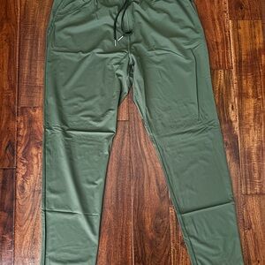 ZYIA Women’s Olive Everywhere Pants